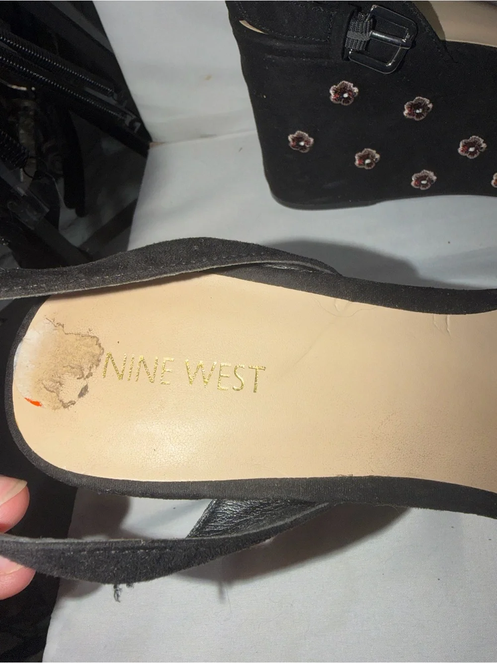 Nine West Shoes Keely Black Suede Platform Wedge Sandals Embroidered Floral 9.5